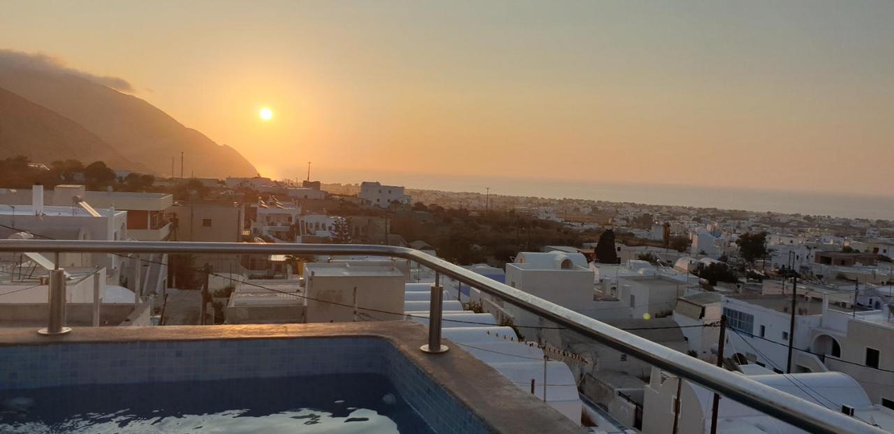 Appartement Lux House With Outdoor Jacuzzi And Sea View In Santorini à Emporio  Extérieur photo