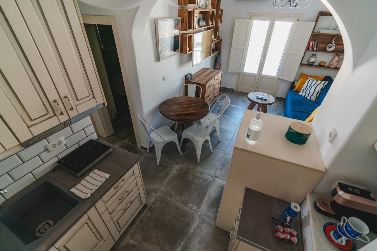 Appartement Lux House With Outdoor Jacuzzi And Sea View In Santorini à Emporio  Extérieur photo